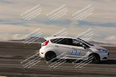 media/Jan-04-2026-SCCA SD (Sun) [[defc442887]]/4-Novice Group/Session 2 Bowl Speed Pans/